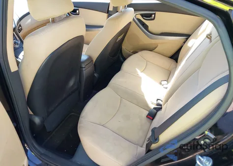 2013 Hyundai Elantra Gls z USA, uszkodzony, nr VIN KMHDH4AE4DU735957